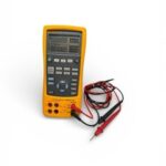 FLUKE 724 PROCESS AND TEMPERATURE CALIBRATOR