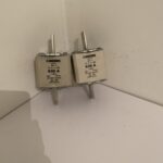 ivac medical systems P2000 syringe infusion pump