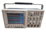 Tektronix TDS 3014 4 Ch Color Digital Phosphor Oscilloscope - Image 2