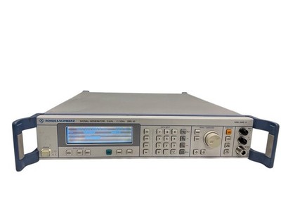 ROHDE & SCHWARZ SML02 SIGNAL GENERATOR 9 KHz / 2.2GHz-WITHOUT ACCESSORIES