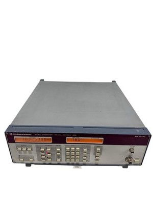 ROHDE & SCHWARZ SMX SIGNAL GENERATOR 826.4517.52