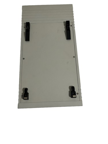 Lakeshore 330 Autotuning Temperature Controller